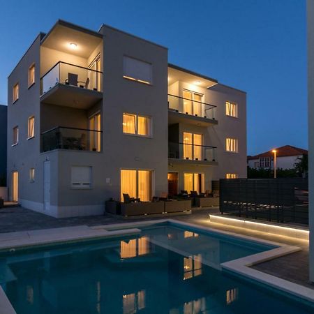 Guest House Petra Trogir Eksteriør bilde